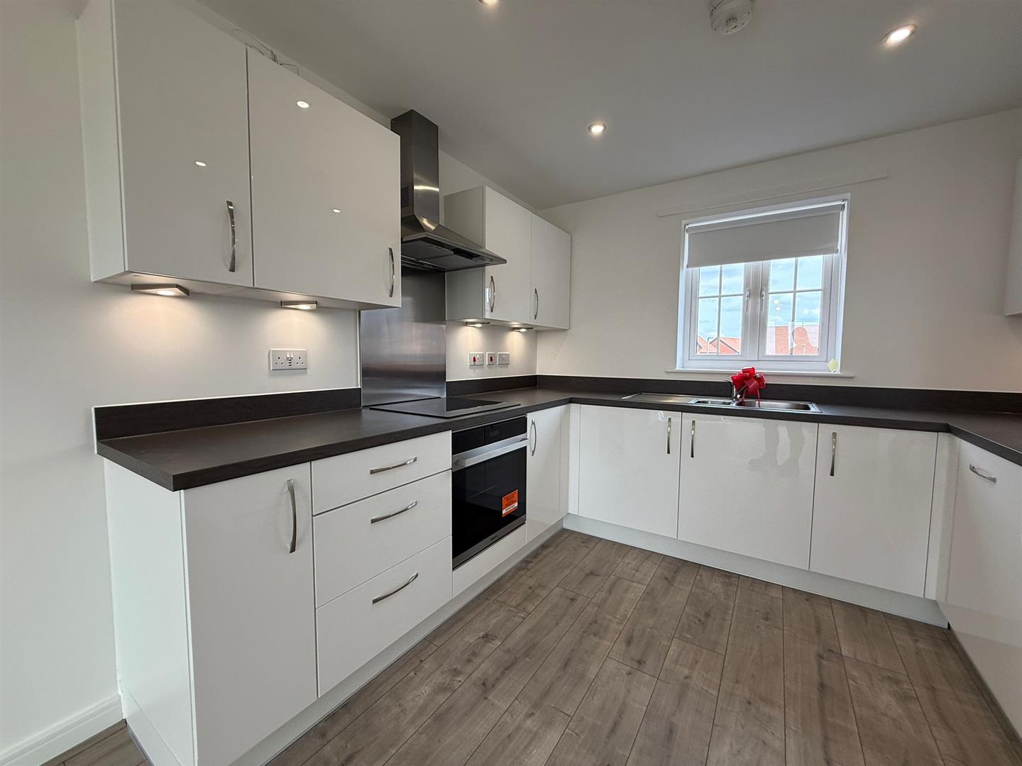 2 Bedroom Flat